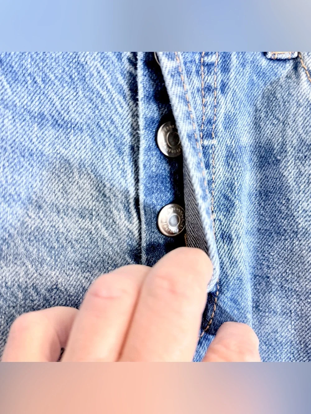 Aeropostale 90's Baggy High Rise Button Fly Straight Leg Jeans W/ Destruction - Picture 5 of 12